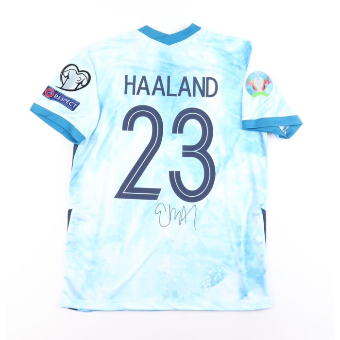 Erling Haaland Norge Manchester City t-shirt sportstrøje XL | xl | XL ... Erling Haaland changes name on back of Norway shirt